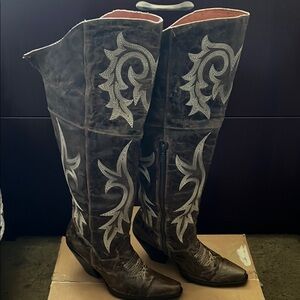 Dan Post - Jilted Brown and White Embroidered Cowboy Boots